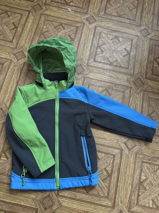 Куртка на хлопчика осінь весна