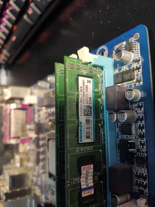 Gigabyte ga-h61m-s2pv 1155 socket