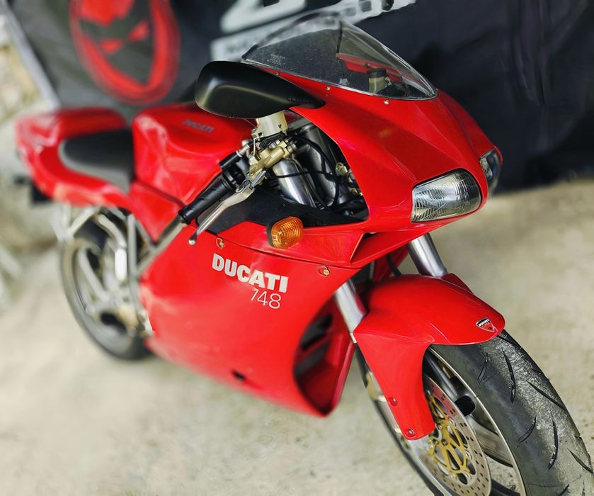 Ducati 748 biposto
