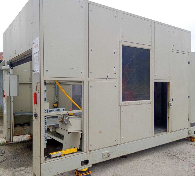 Robot frezujący ABB IRB 2400 M2000