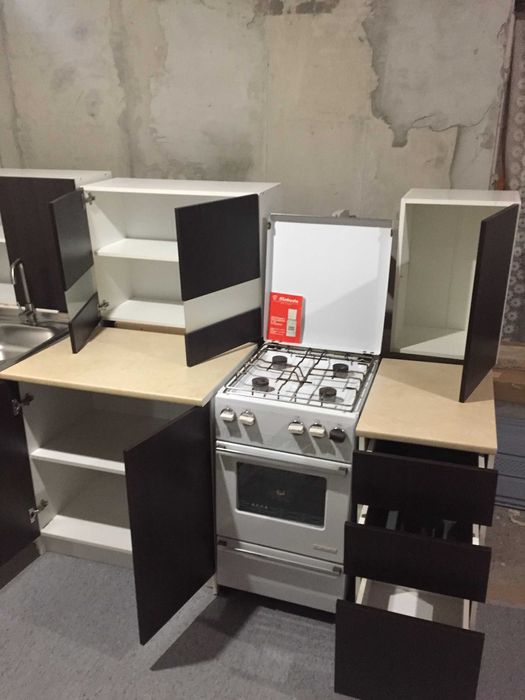 Продам новий комплект.