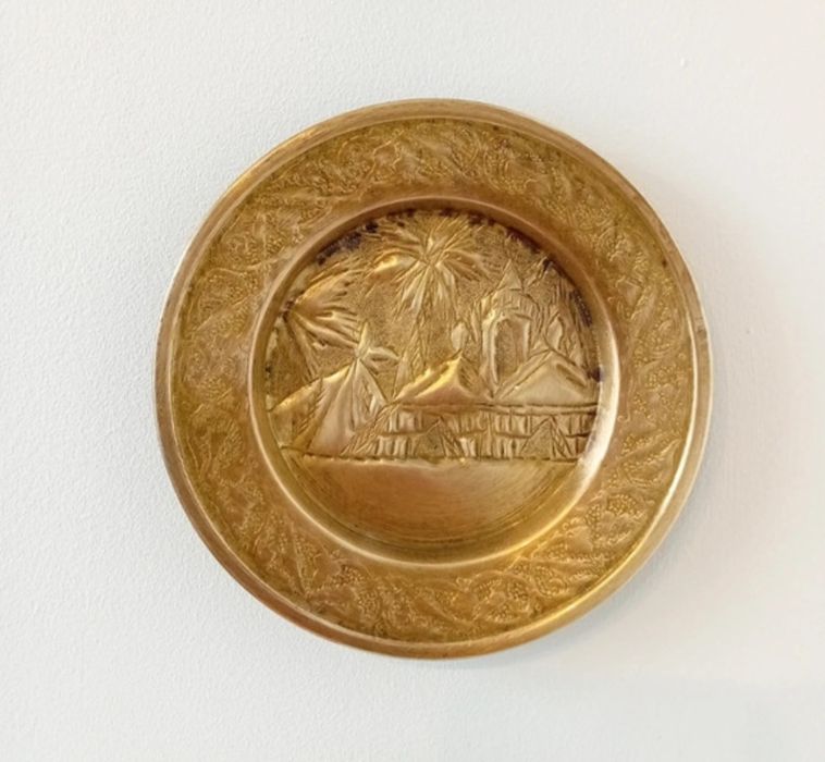 Pratos de latão artesanal