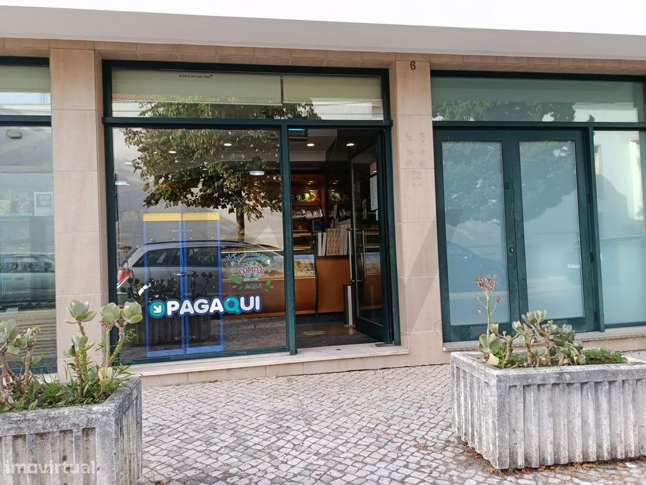 Pastelaria e Padaria com fabrico próprio, para trespasse, em Esgueira,
