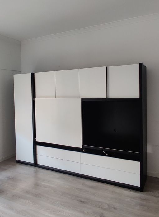 Combinado móvel TV + arrumação