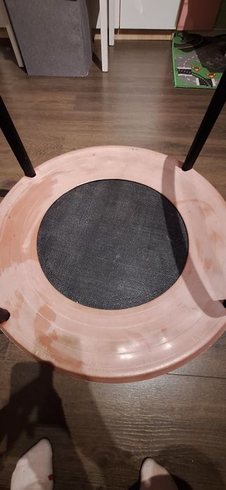 Trampolina pokojowa dla dziecka