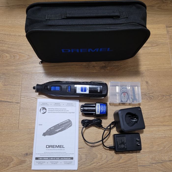 Dremel 8260 із безщітковим і Гравер Дремель (Factory Reconditioned)