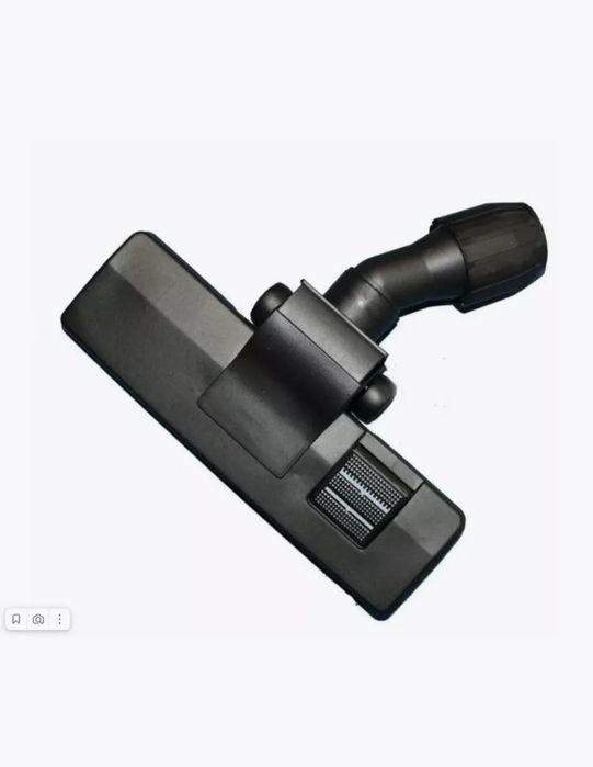 Універсальна щітка для пилососів усіх марок.