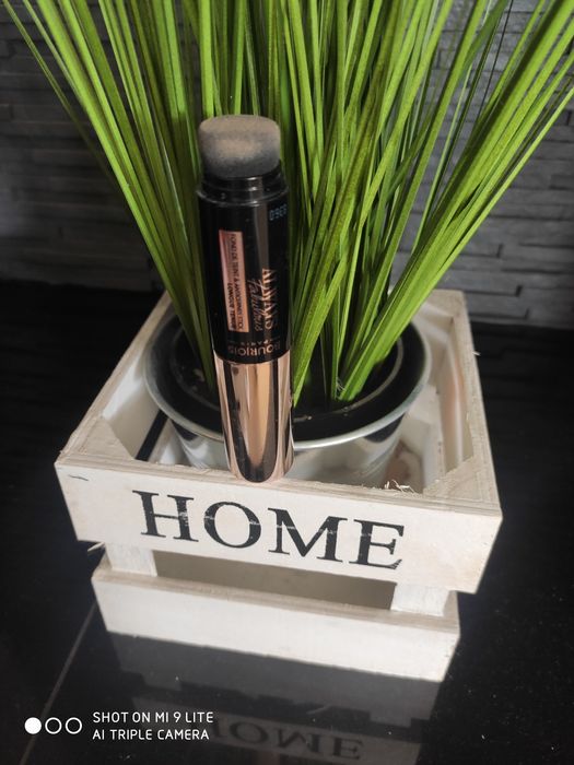 Podkład w sztyfcie Bourjois 310 beige