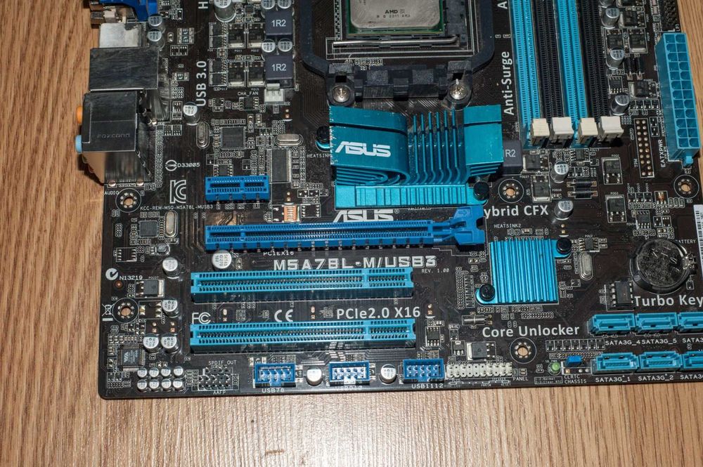 Материнська плата Asus M5A78L-M LE/USB3 (sAM3+ Процесор FX 4300