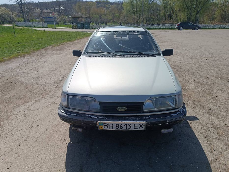 Форд сиерра 87рік
