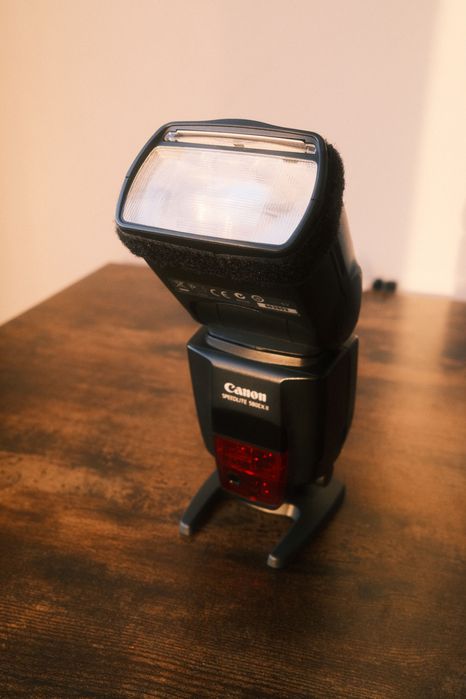 Flash Canon Spedlite 580EX II + 8x Pilhas Eneloop Pro + Carregador