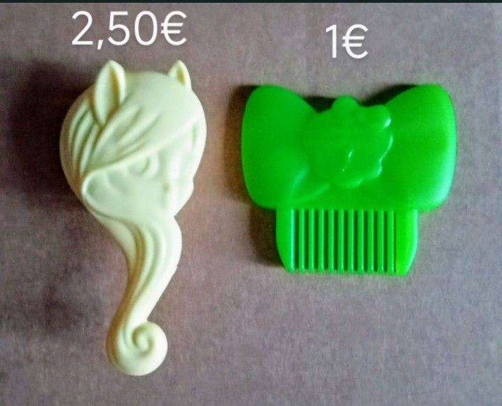 Acessórios Monster High .Tudo 15€.