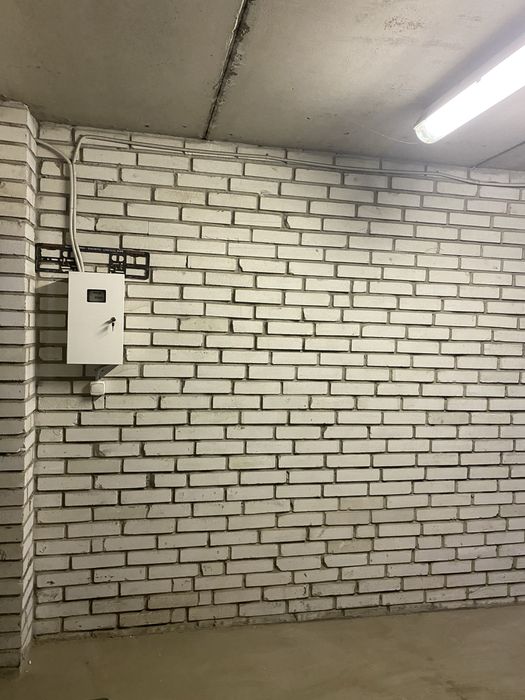 Оренда цегляного Гаража в багатоповерховому кооперативі