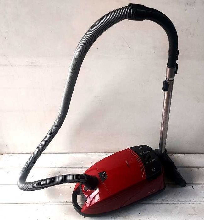 Odkurzacz Miele S711 model 2000W gwarancja