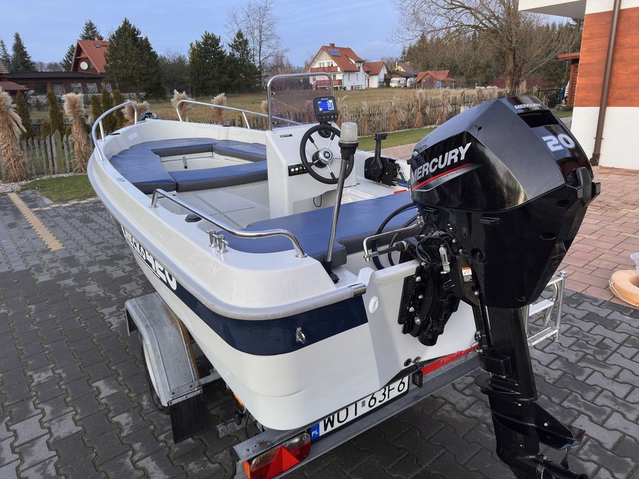 Łódka wędkarska Necko 420 Mercury 20km