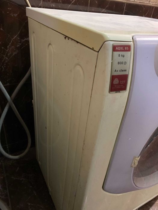 Пральна машина Ariston AQXL85
