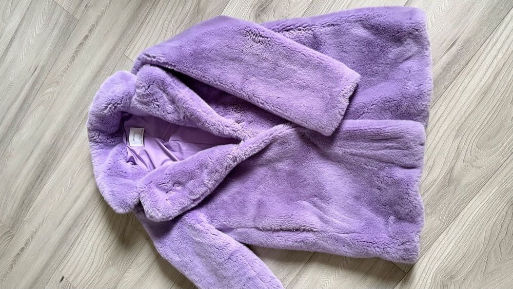 Неймовірно красива шубка лавандового кольору