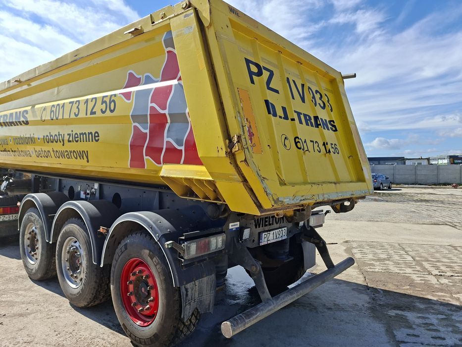Naczepa wywrotka Wielton