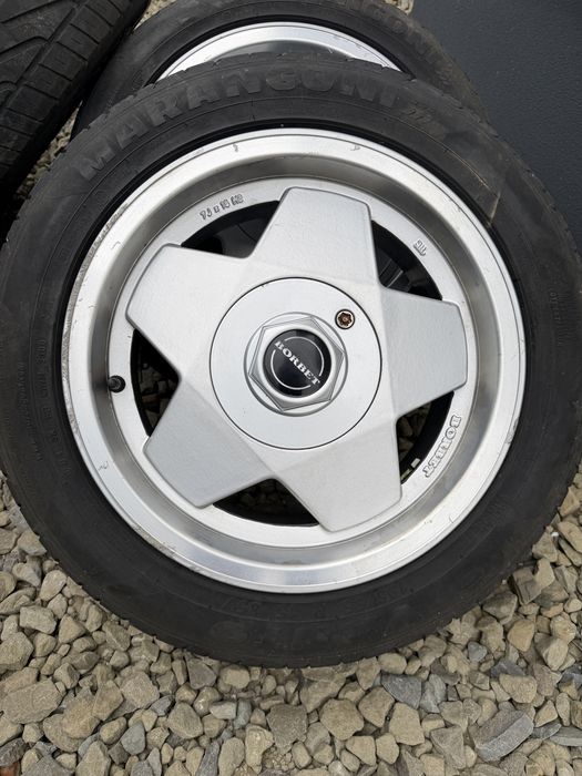 Felgi aluminiowe BORBET A Classic 15” 7Jx15 ET35 4x100 + dekielki