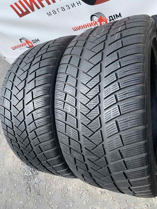Шини 305/40 R20 пара Vredestein , зима , 6,5мм