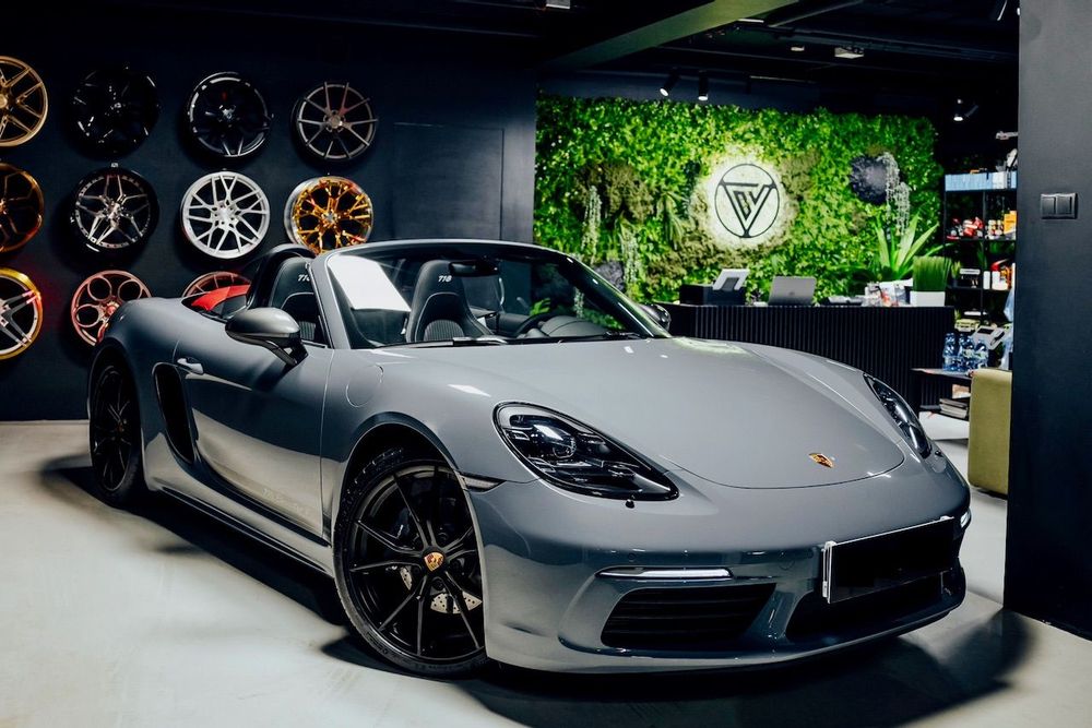 Porsche 718 Boxster