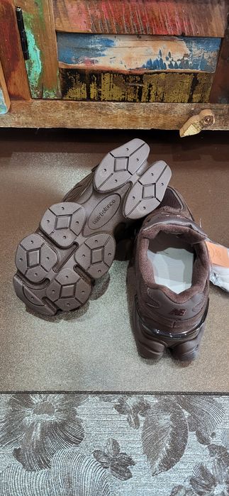 Czekoladowe sneakersy damskie new balance 9060 brązowe 37