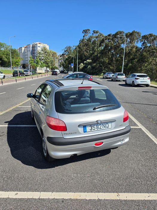 Peugeot 206 1.1 gasolina