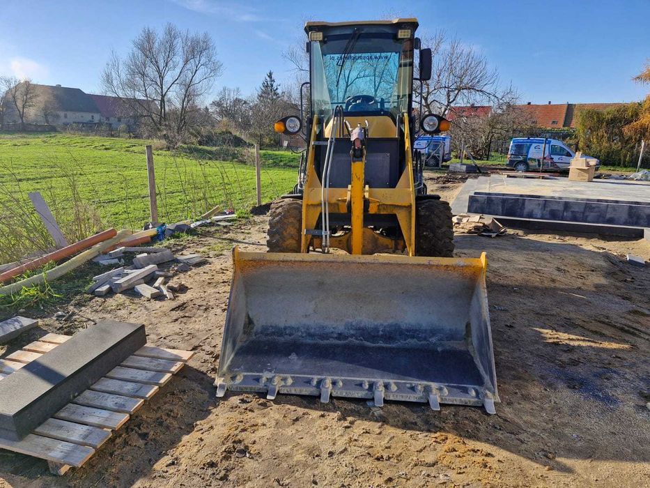 Sprzedam ładowarkę