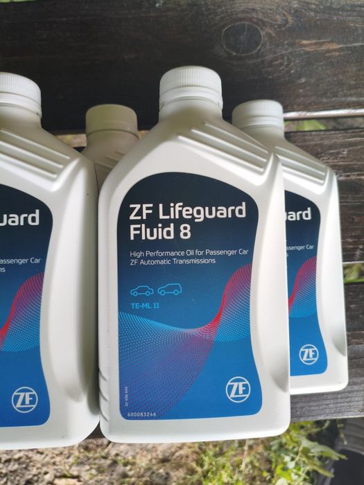 Оригінальна трансмісійна олива ZF LifeguardFluid 8 (1л / 5л)