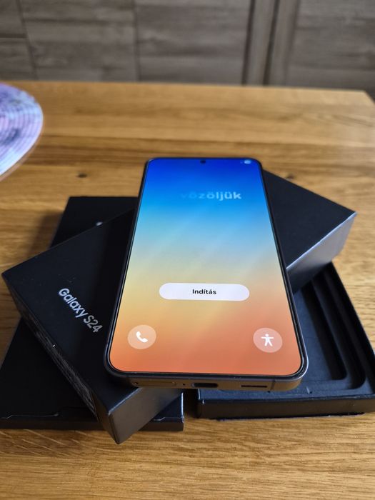 Samsung Galaxy S24 256GB Onyx Black 本体 Samsung Galaxy S24 256GB/8GB - Onyx Black | Na stanie | Tani