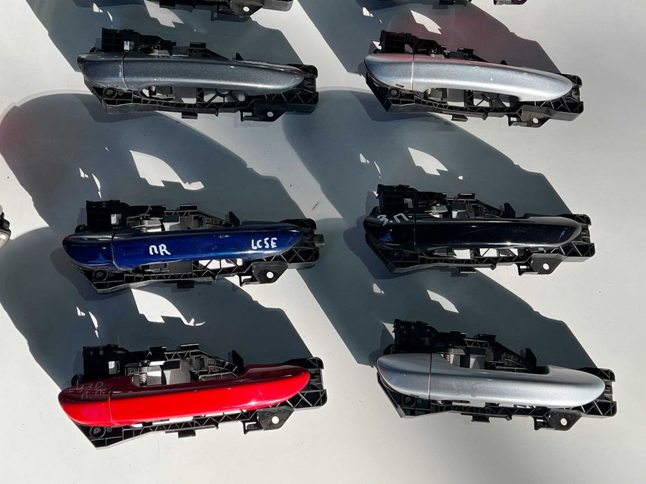 Ручка двери передней задней Пассат б6 ручка Passat B6 передня задня