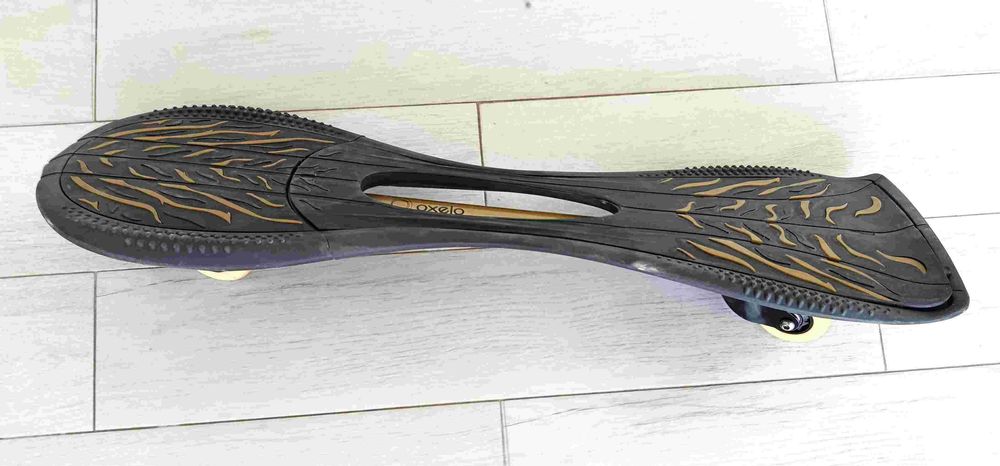 Skate de duas rodas (carter board) Oxeloboard