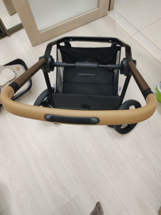 Дитяча коляска/візочок 2 в 1 chicco mysa беж