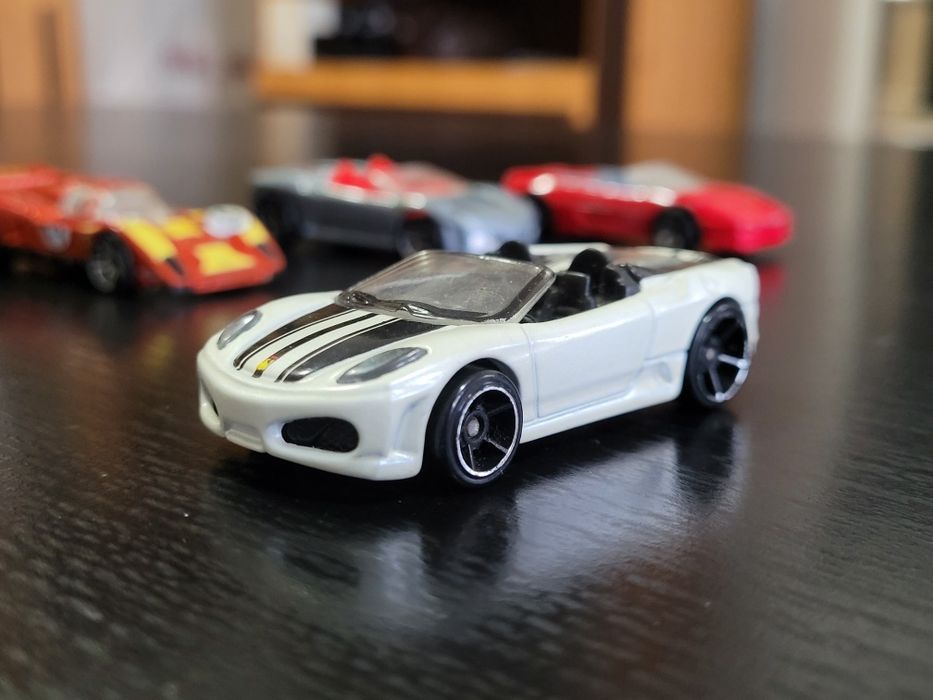 Conjunto 4 Hotwheels Ferrari