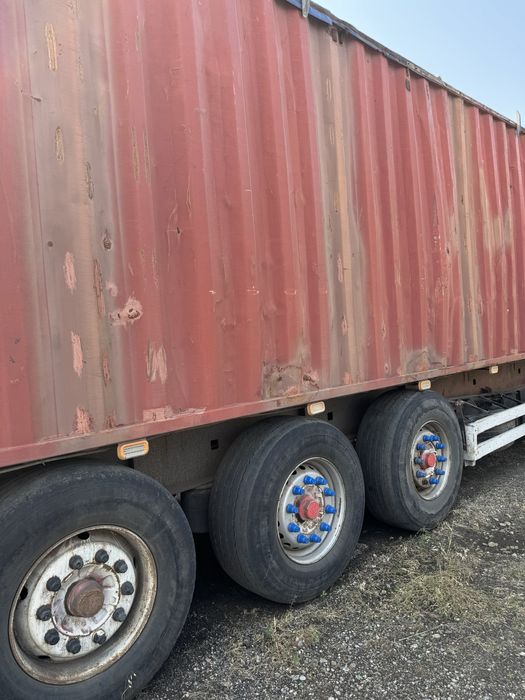 Продам напівпричіп Krone 2006