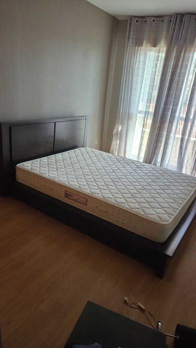 Cama de casal com colchão 150x 195