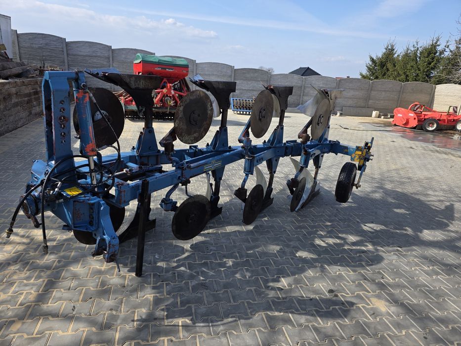 Pług obrotowy overum 4  skibowy 3+1 nie lemken Kverneland maschio
