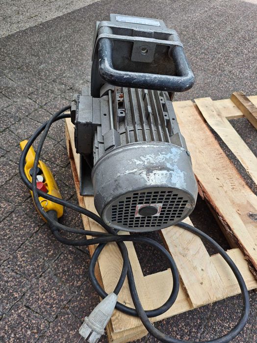Wciągarka linowa MINIFOR TR50 500kg 230V wciąg wciągnik