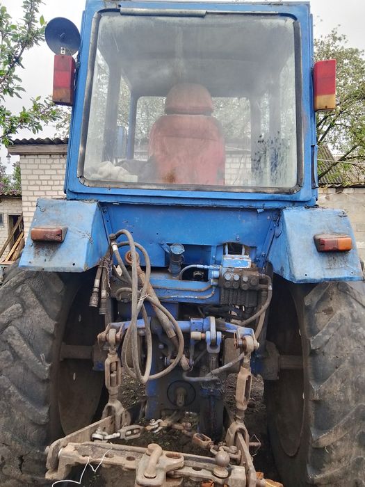 Продам трактор юмз.