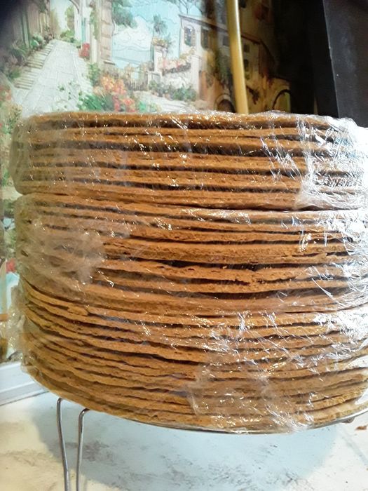 Продаю  бісквіти різні