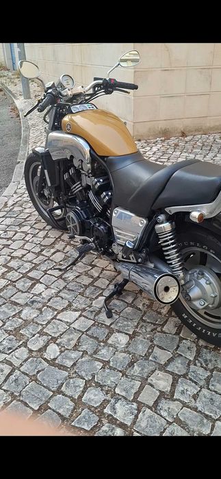 Yamaha Vmax 1200