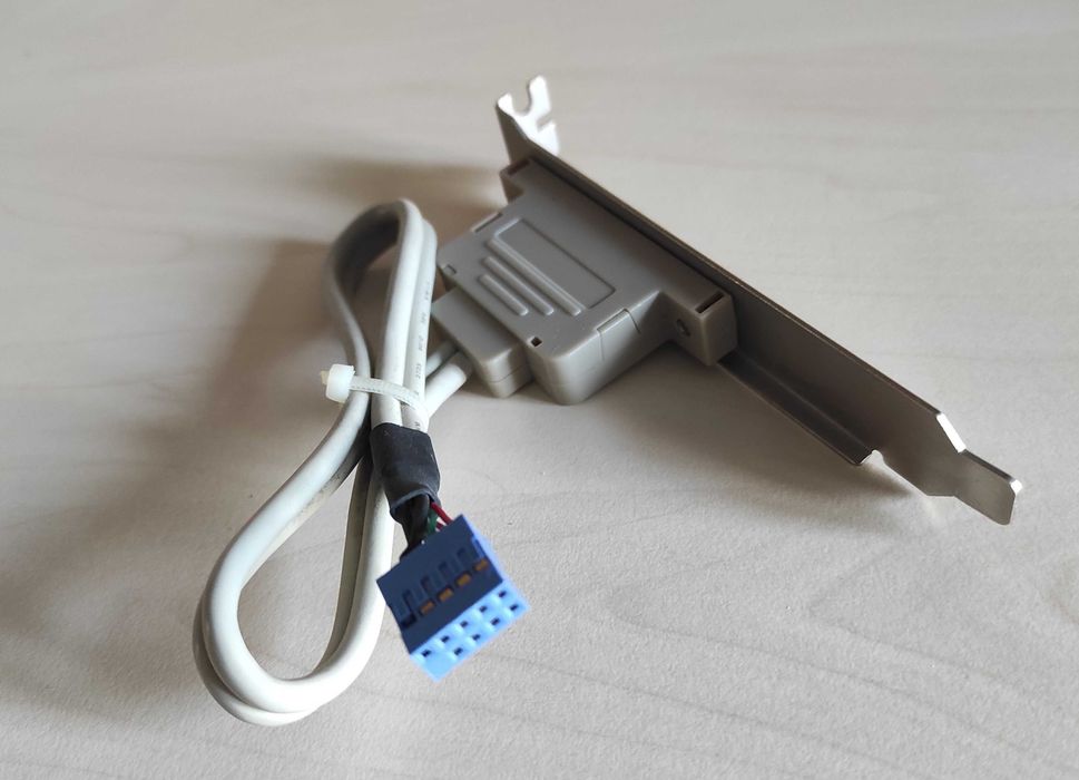 планка 2 х USB2.0 на заднюю стенку корпуса