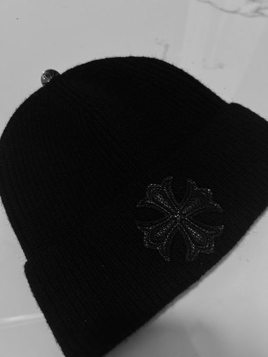 Gorro Chrome Hearts Leather Cross Patch Beanie (Preto / Prata 925)