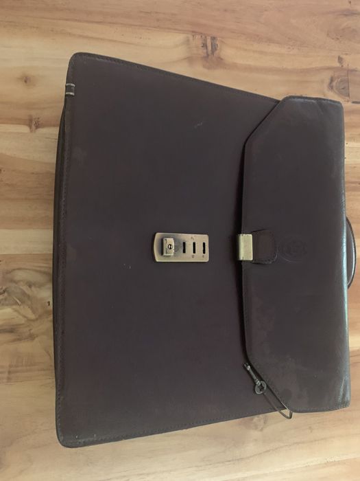 Pasta executivo em pele64729684185091120