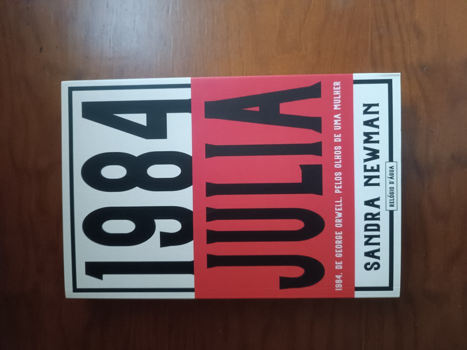 Livro: "Julia" de Sandra Newman