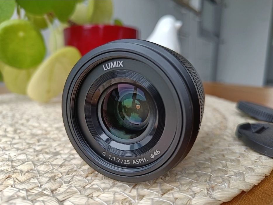 Panasonic Lumix G 25mm f/1.7 ASPH
