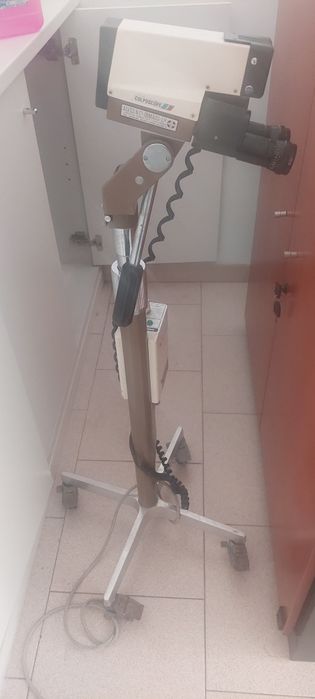 Dois colposcopios  usados,de marca Centrel.rel