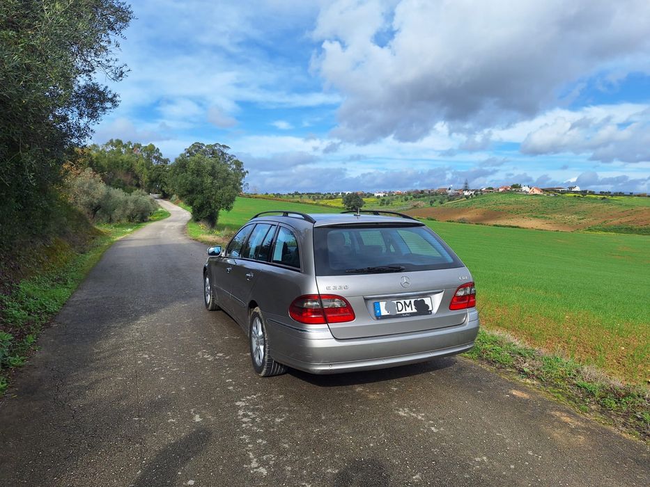 Mercedez Benz E 220