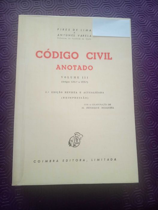 Livro de Direito - Código Civil Anotado - Volume III.