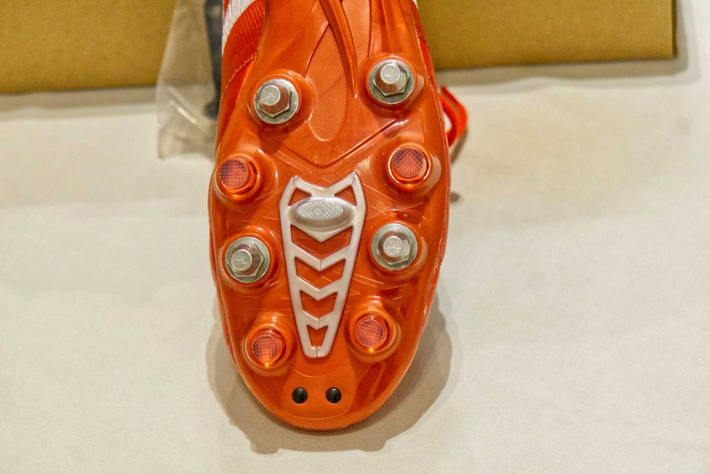 Buty piłkarskie Mizuno Morelia Neo 3 Beta Elite EU 44